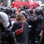 1-mayis-taksime-cikmak-isteyen-kitleye-polis-engeli-5fuk