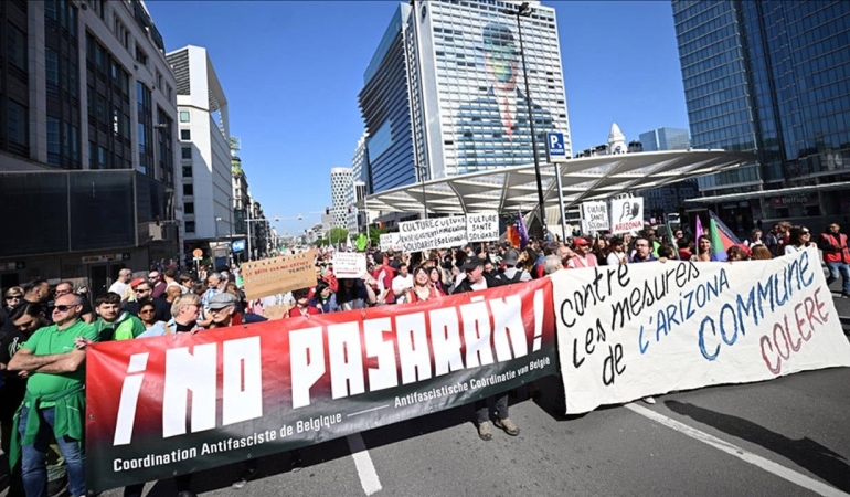 belcika-da-kamu-calisanlari-greve-gitti