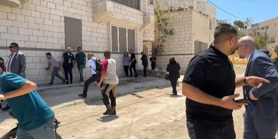 İsrail Askerleri, Cenin’i Ziyaret Eden AB  Heyetine Ateş Açtı