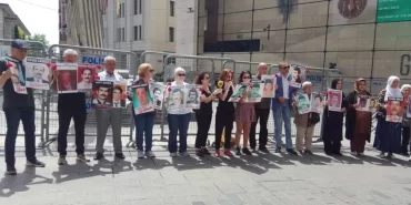 cumartesi-anneleri-insanlari