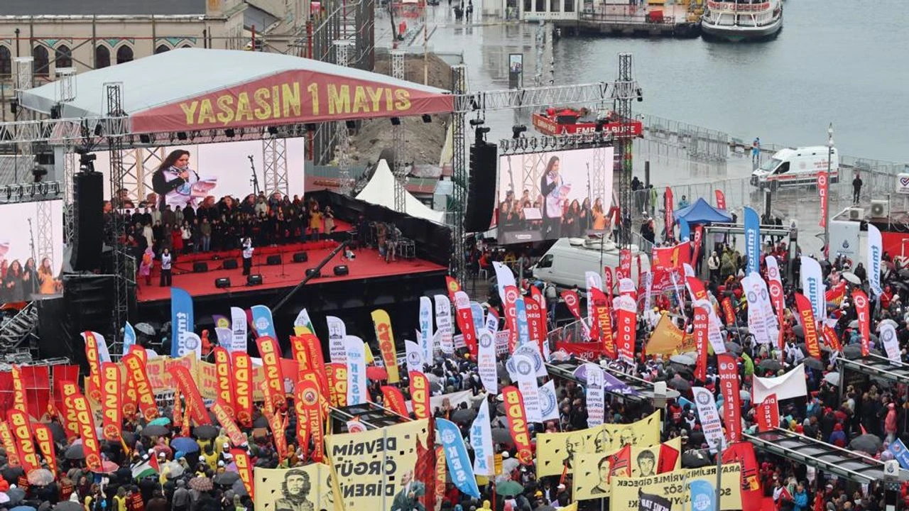 istanbul-da-1-mayis-kadikoy-de-miting-basladi