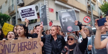 kadinlar-sisli-de-katledilen-bahar-aksu-icin-yurudu