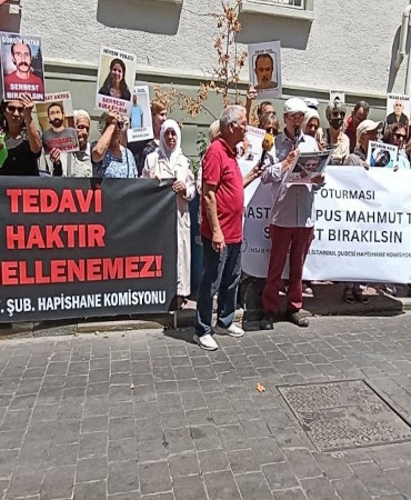 istanbul-hastatutsaklar-foturmasi