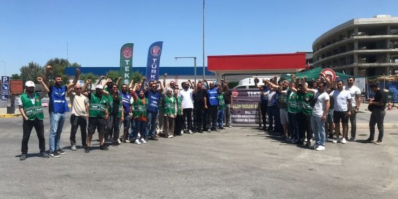 Sınıf Dayanışması: Grevdeki DYO İşçilerinden DİGEL İşçilerine Ziyaret