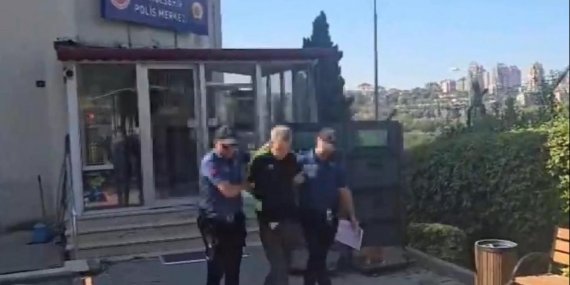 Kadın Cinayeti: Evli Olduğu Erkek Tarafından Bıçaklanarak Öldürüldü