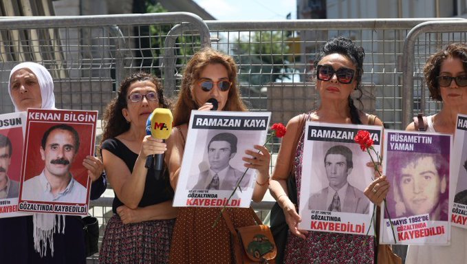 cumartesi insanları