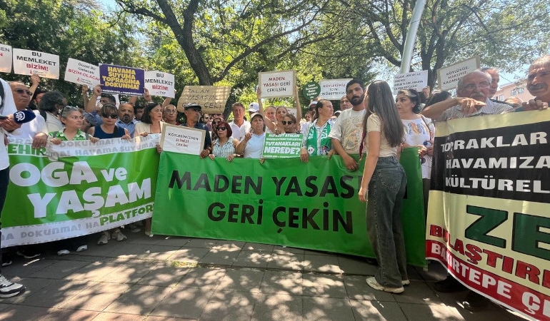 Yaşam Savunucuları ‘Süper Talan Yasası’na Karşı Meclis’e Yürüdü