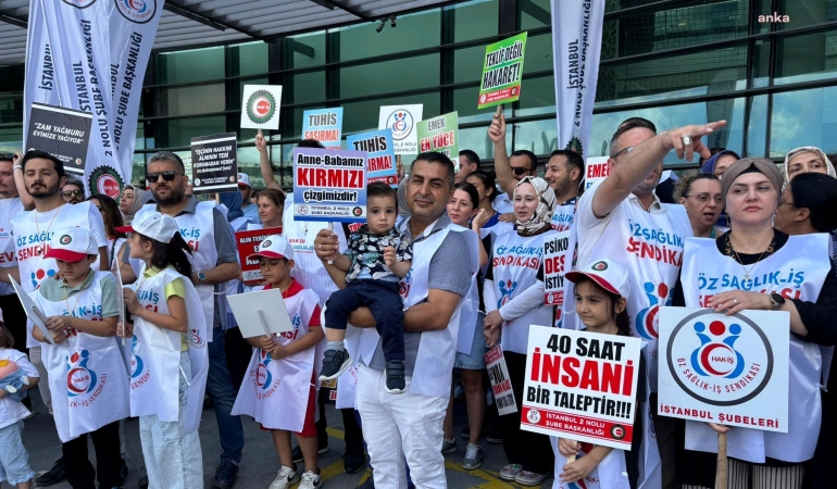 Sağlık İşçileri Çocuklarıyla Birlikte Eylem Yaptı