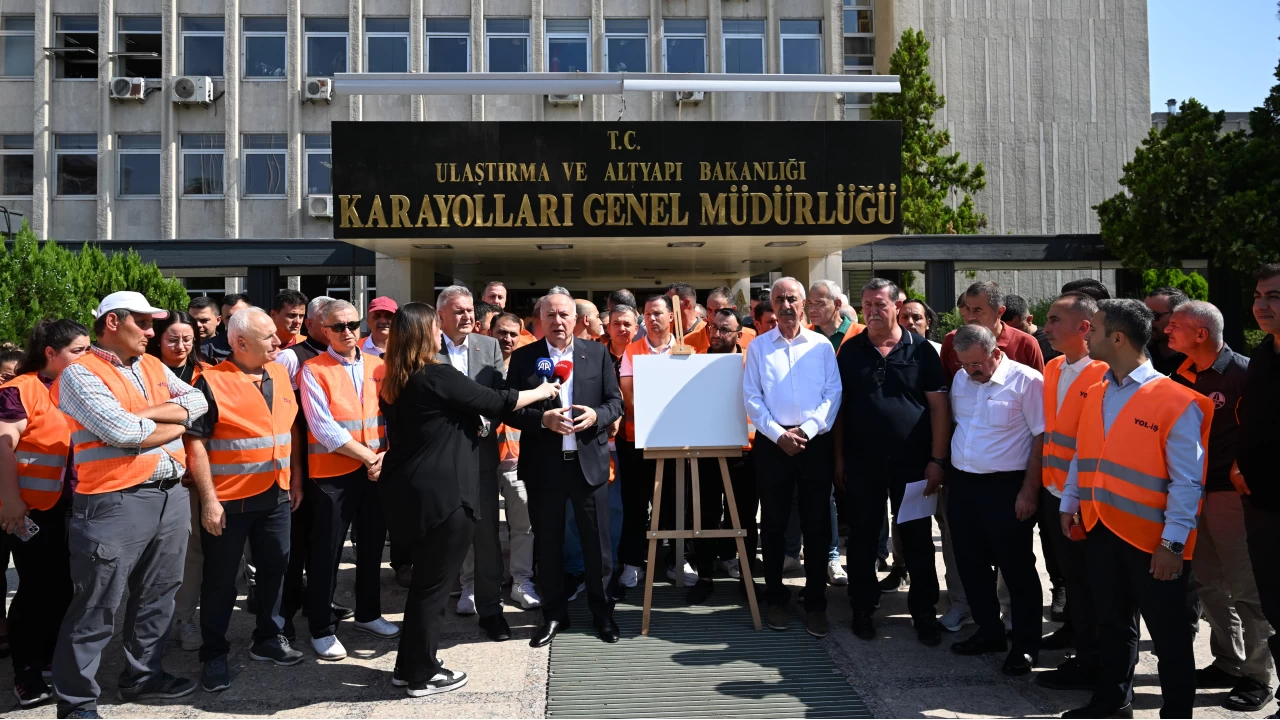 turk-is-grev-kararini-karayollari-genel-mudurlugune-asti-H1577956-11