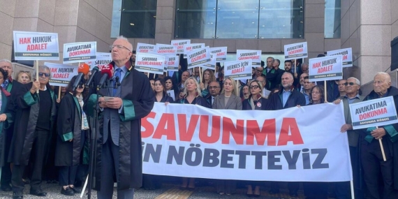 İstanbul Barosu, Çağlayan Adliyesi Önünde ‘Savunma Nöbeti’ Başlattı