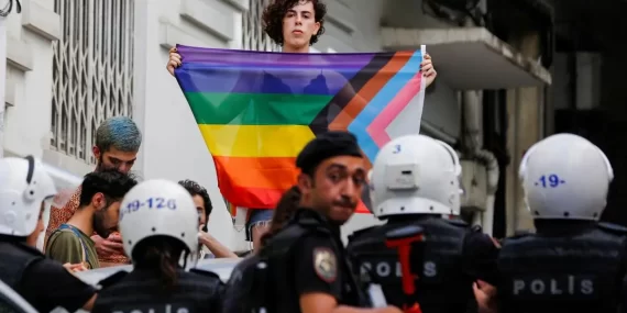 Yeni Yargı Paketiyle LBGTİ’lere Hapis Cezası Geliyor