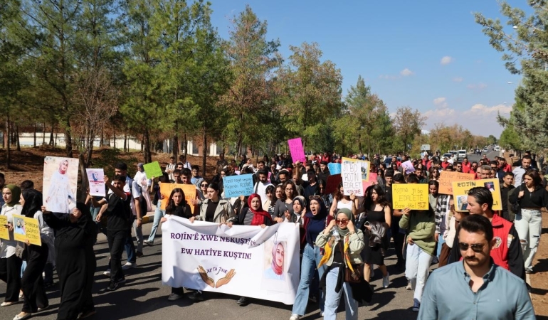 Dicle Üniversitesi Öğrencileri Rojin Kabaiş İçin Yürüdü