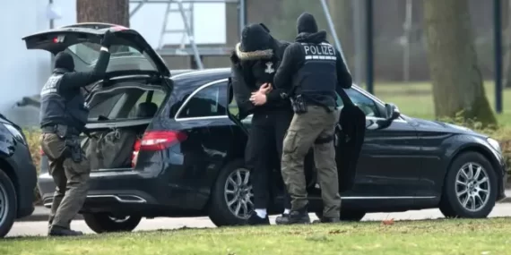 Almanya’da ‘Aşırı Sağcı Terör Hücresine Üye Olma’ Gerekçesiyle 8 Kişiye Suç Duyurusu