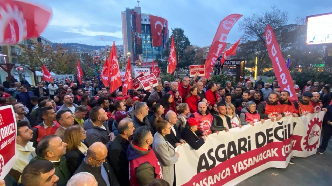 DİSK: Asgari Değil İnsanca Yaşam 5 kocaelide-asgari-degil-insanca-yasam-cagrisi-cbpj