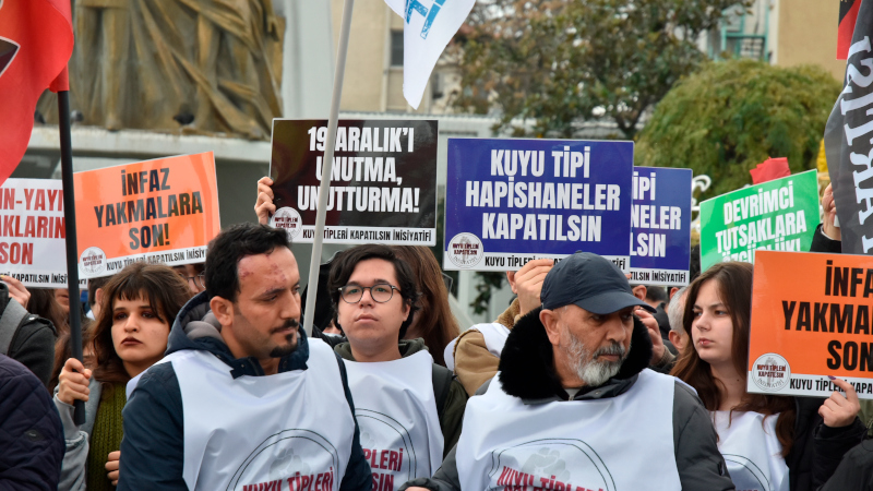 uyu tipi hapishanele karsi eylem3