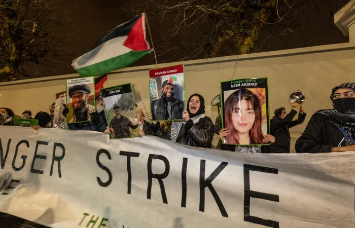 İngiltere’de Filistin Dostları Kazandı: Elbit Systems Sözleşmesi İptal Edildi, Açlık Grevi Sonlandırıldı