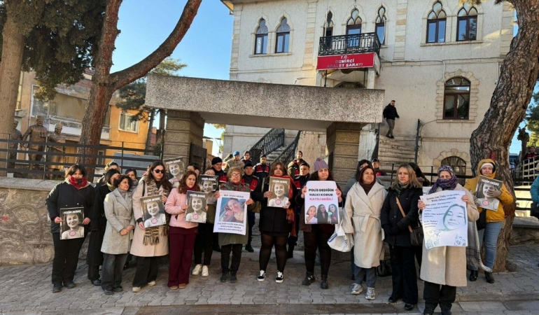 Yeşim Akbaş’ın Şüpheli Ölümünde İki Polis ‘Delil Karartma’ Suçlamasıyla Yargılanıyor