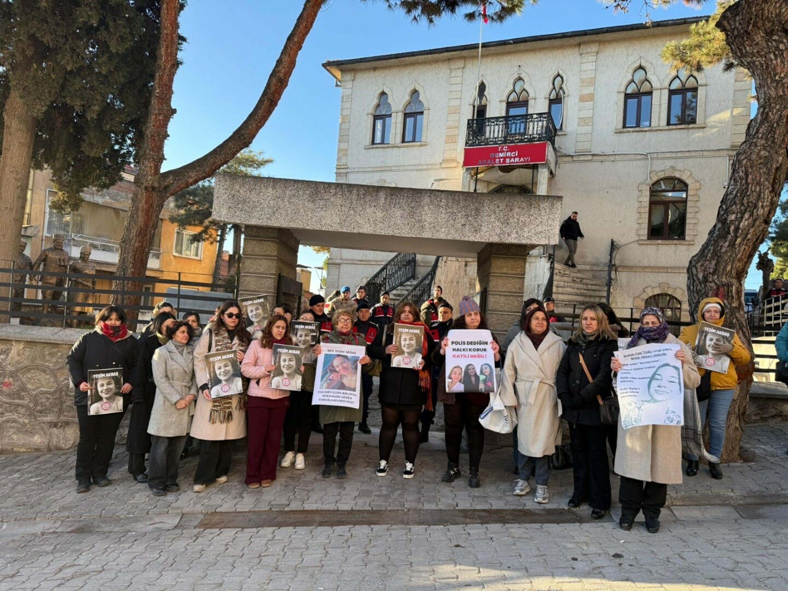 Yeşim'in ölümünde delil kararttığı iddia edilen 2 polis h