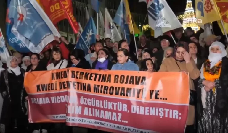 İstanbul’da Halep Protestosu