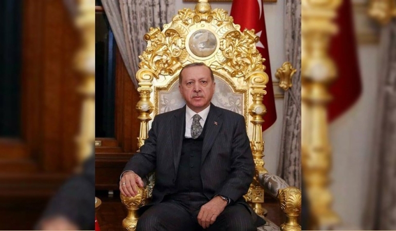 Belediyelere Yeni Kısıtlama: Şirket ve Kooperatif İşlemleri Cumhurbaşkanı Erdoğan'ın Onayına Bağlanıyor 1 erdogan-koltugu