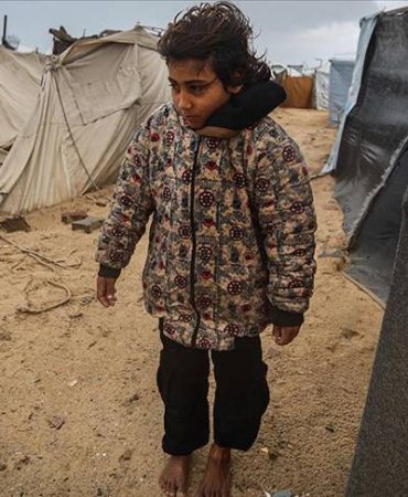 gazze-de-cocuklar-simdi-de-soguktan-oluyor