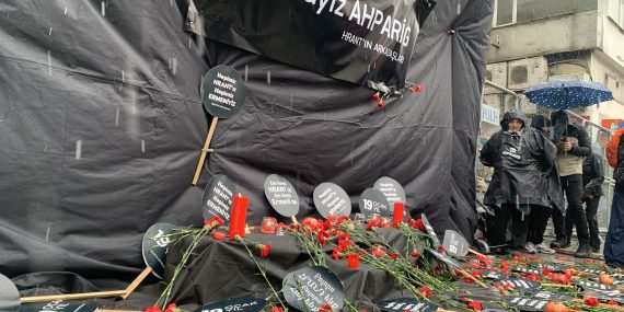 Hrant Dink Vurulduğu Yerde Anıldı: ‘Cinayet Devletin Bilgisi Dahilinde İşlendi’
