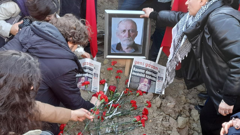 huseyin-aykol-mezarlik