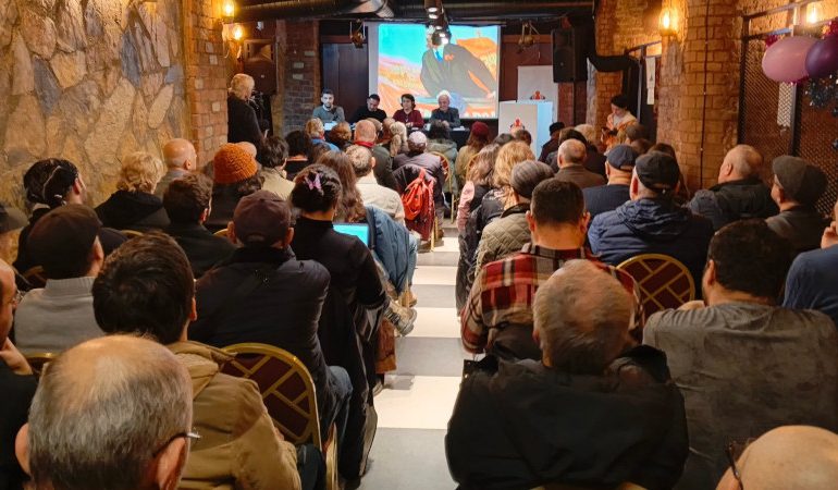 Taksim’de İşçi Emekçi Birliği Forumu: Emperyalist Savaş Tehdidi ve İşçi Sınıfının Tutumu Tartışıldı