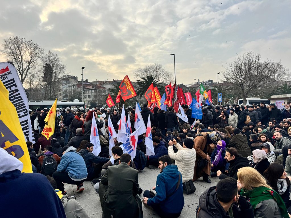 İstanbul'daki Rojava Protestosuna Polis Müdahalesi: Çok Sayıda Gözaltı 9 ist2