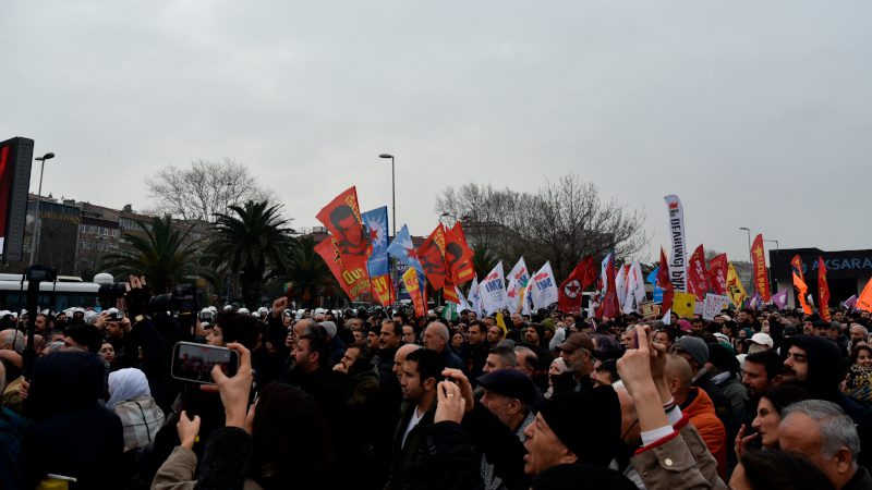 İstanbul'daki Rojava Protestosuna Polis Müdahalesi: Çok Sayıda Gözaltı 6 ist6