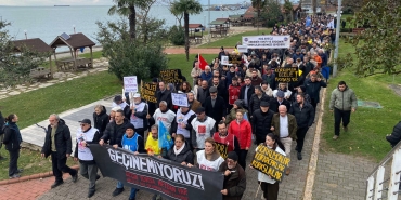 karadeniz-eregli-de-emekliler-ve-emekcilerden-gecinemiyoruz-yuruyusu