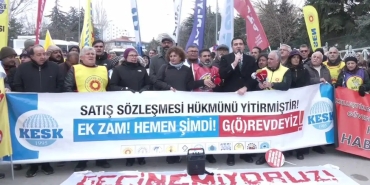 Kamu Emekçileri Ülke Genelinde İş Bıraktı: 'Geçinemiyoruz, İnsanca Yaşam İstiyoruz!' 2 kesk1