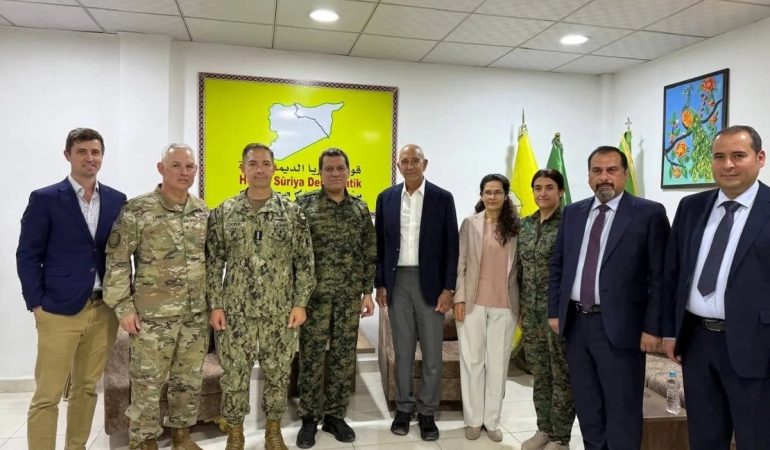 SDG-Barrack Görüşmesi: ‘Ateşkes Sürecek, 18 Ocak Anlaşması Uygulanacak’