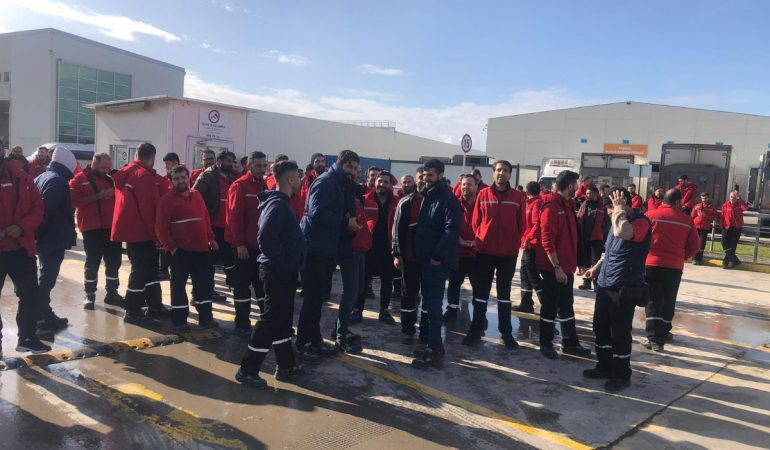 Migros’tan İşten Atma Saldırısı: Ülke Genelinde 141, Torbalı’da 31 İşçiye İşten Çıkış Bildirimi Yollandı