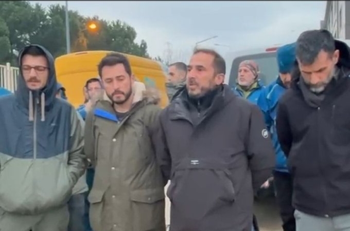 Bursa’da PTT Taşeron Kargo İşçileri, İşten Atmalara Karşı İş Bıraktı!