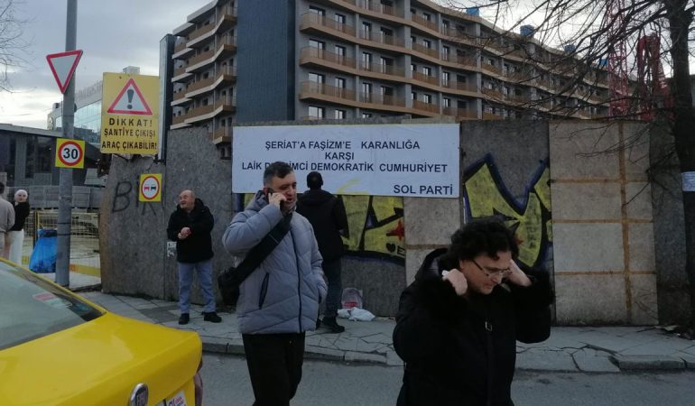 Sol Partililere Gözaltı: Laikliği Savunmak Düşmanlığa Tahrik Etmek Olarak Mı Değerlendiriliyor?