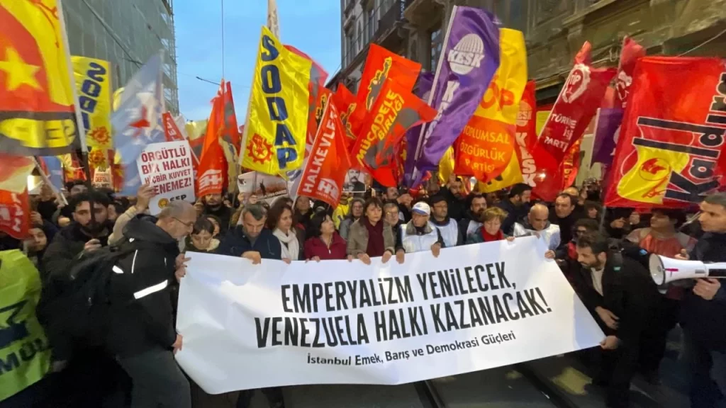 3 Şehirde Emek ve Demokrasi Güçleri ABD'yi Protesto Etti 6 taksimde venezuela eylemi bugun venezuela yarin kuba iurn