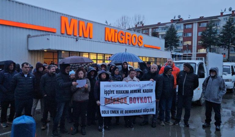 Bolu’da Migros İşçilerine Destek Eylemi Gerçekleştirildi