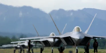 F-22-4