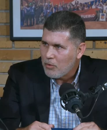 Oscar-Perez-Oliva-Fraga-biografia-del-sobrino-nieto-de-Fidel-Castro-que-ahora-es-ministro-de-Comercio-Exterior