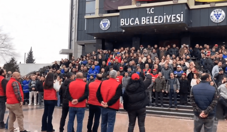 Buca Belediyesi İşçileri Eksik Maaşlara Tepki Olarak Tüm Birimlerde İş Bıraktı