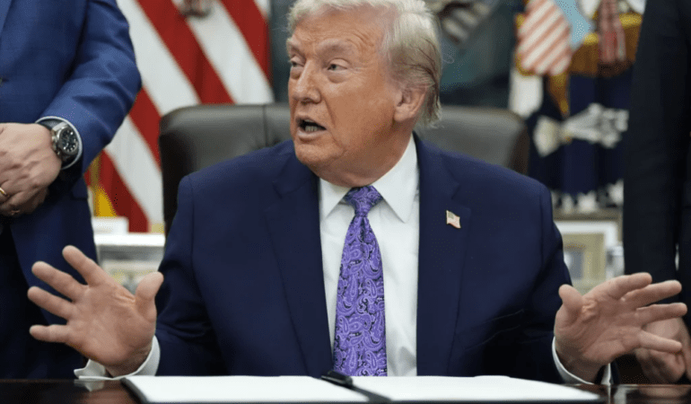 Trump’tan Yüksek Mahkemeye Karşı Hamle: Tüm Ülkelere %10 Geçici Gümrük Vergisi Getirdi