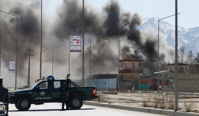 Pakistan’dan Afganistan’a Hava Saldırıları: En Az 18 Sivil Öldü, Taliban Yönetimi ‘Ölçülü Yanıt’ Vereceğini Duyurdu