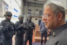 İsrail Güvenlik Bakanı Ben-Gvir’den Ofer Cezaevi’ne Baskın: Filistinli Tutsaklara Ağır Tehditler 1 ben gvir