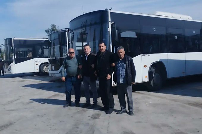 Çanakkale’de Halk Otobüsü Şoförleri İş Bıraktı: Maaşlar 3 Aydır Ödenmiyor