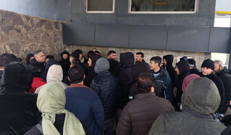 Çengel İplik Fabrikasında İşçiler Patronun Dayatmasıyla İş Başı Yaptı