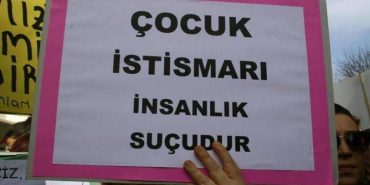 çocuk istismarı insanlık suçudur