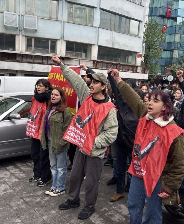 Devrimci Gençlik Dernekleri: İTÜ Öğrencisi Üyemiz Plakasız Araçla Kaçırıldı 2 dev genç