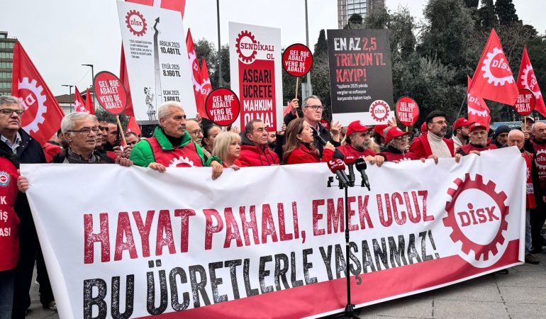 DİSK-AR Raporu: Ocak 2026’da İşçiler Enflasyon ve Vergi İçin 7 Gün Çalıştı, Toplam Kayıp 113 Milyar TL’yi Aştı