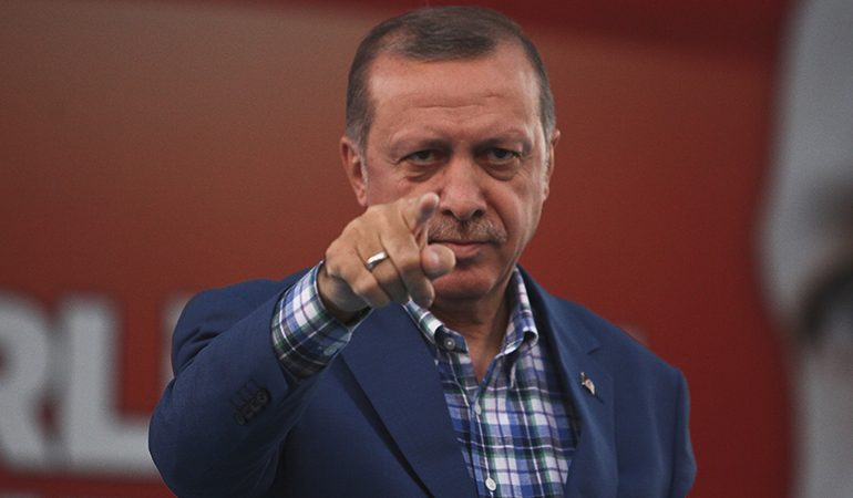 Erdoğan’dan Laiklik Bildirisine İmza Atanları Hedef Aldı: ‘Azgın Güruh’
